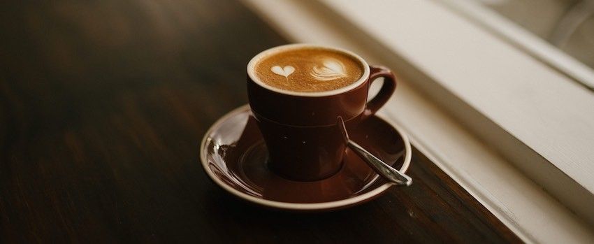 Kofeín a jeho vplyv na náš organizmus